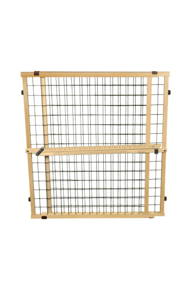 North States MyPet Extra-Wide Wire Mesh Wood Petgate